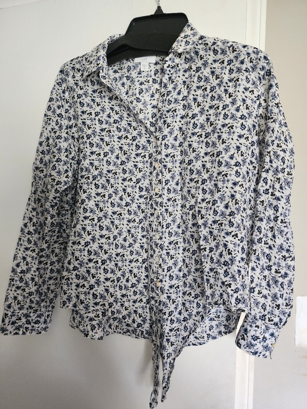 Women J Jill White Blue Floral Button-Up Tie Blouse Navy Print Size Small Petite